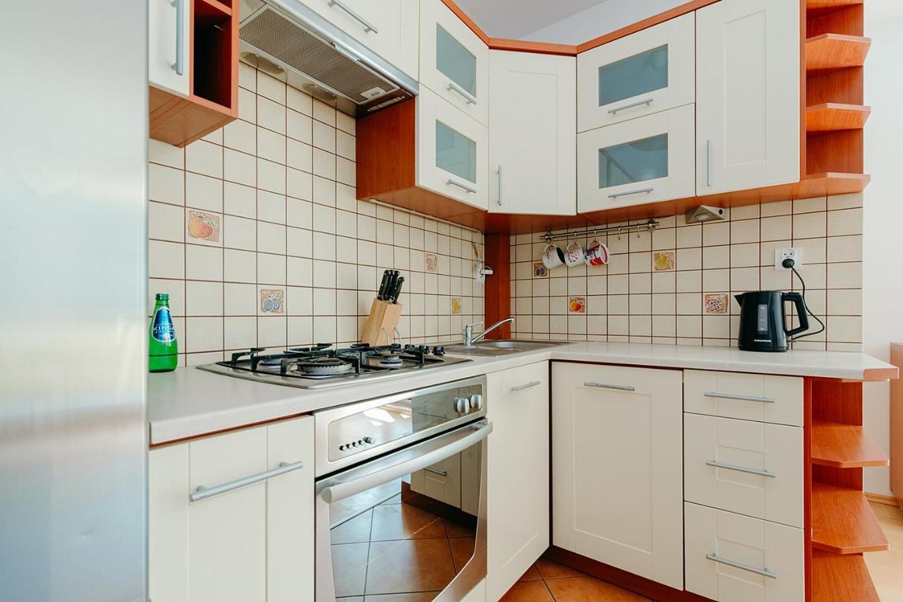 Shortstaypoland Sw. Wincentego Warschau Buitenkant foto