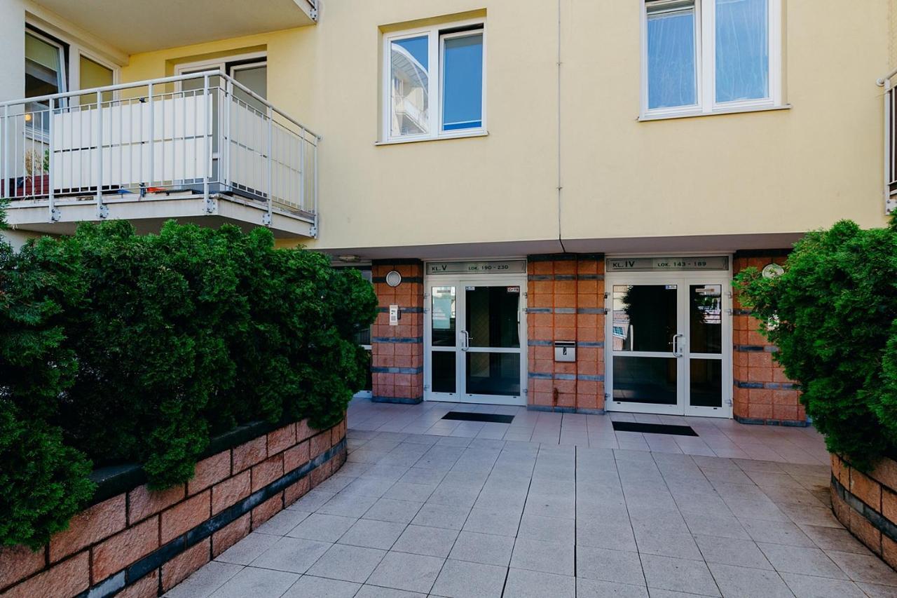 Shortstaypoland Sw. Wincentego Warschau Buitenkant foto